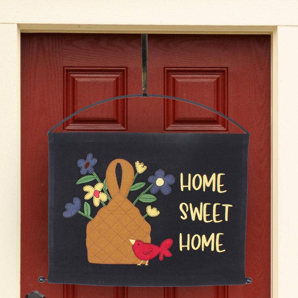 Red Bird Basket Pennant DH473201