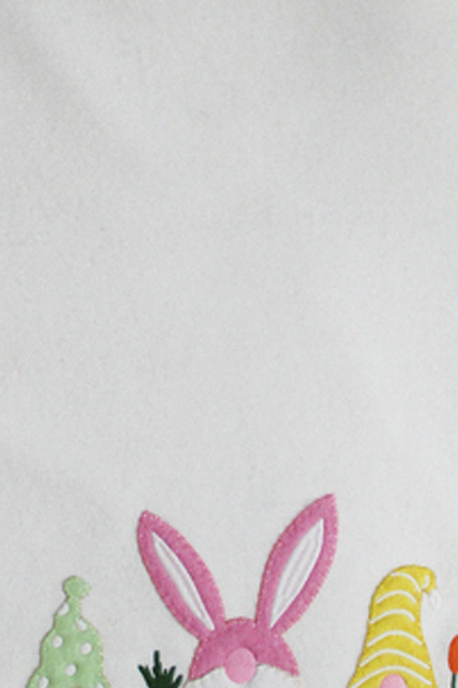 Easter Gnomes Cream Table Runner TR110032