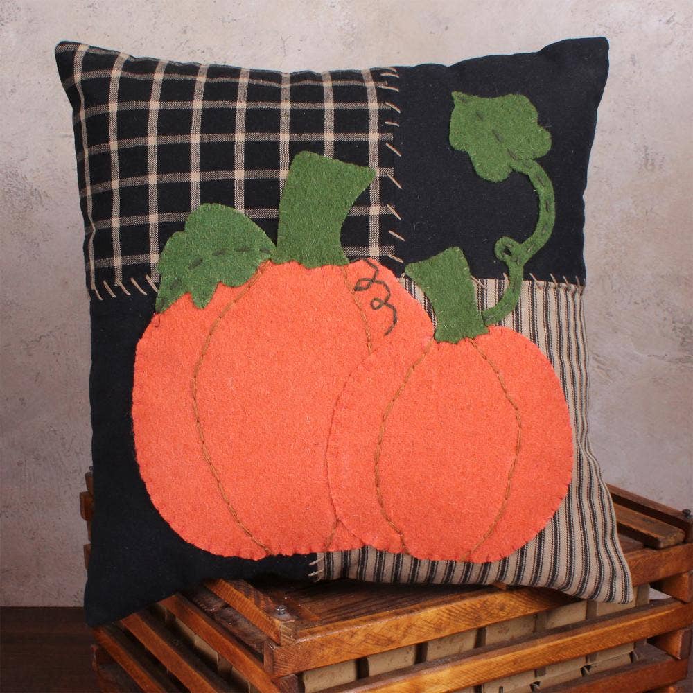 Pumpkin Patchwork Pillow PL820011