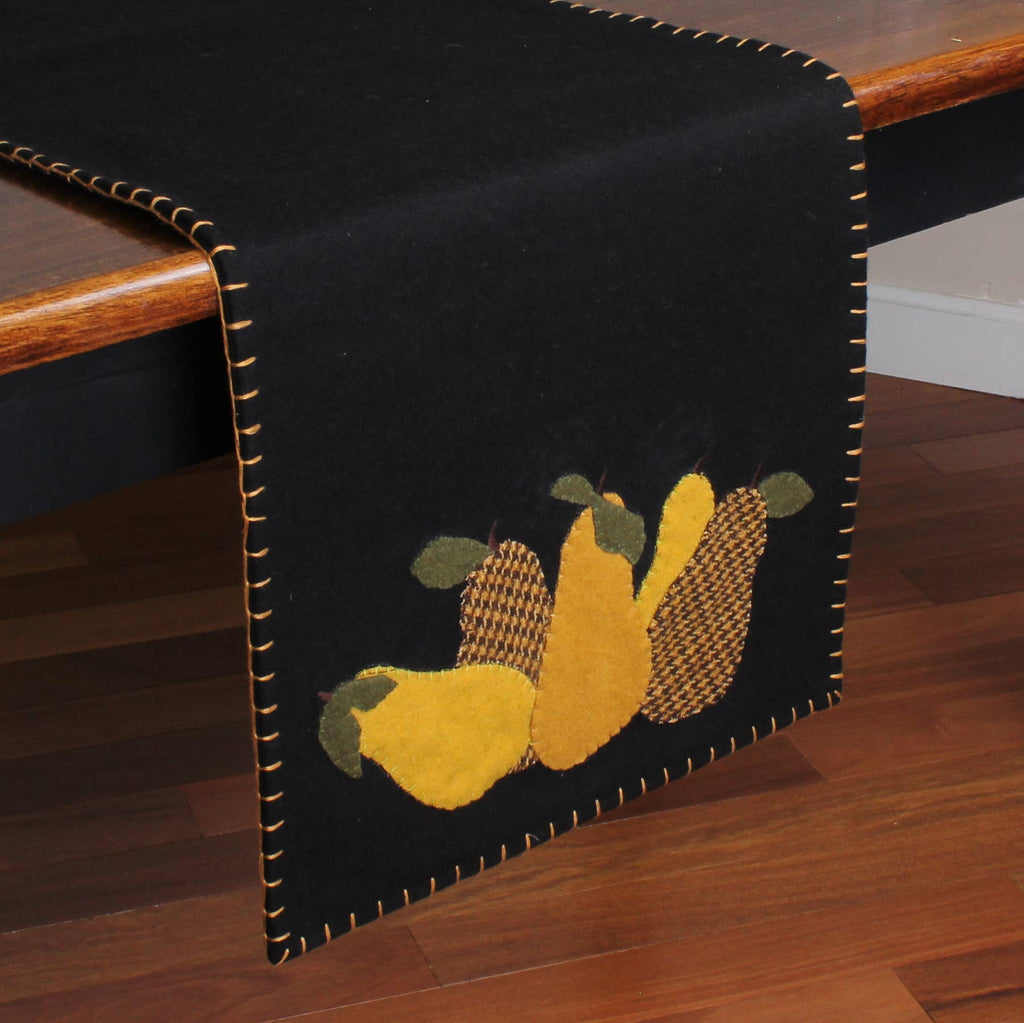 Pears Jubilee Table Runner TR160020 - Interiors by Elizabeth