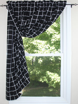 Blackstone Black Panel  - Interiors by Elizabeth