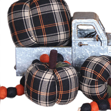 Primitive Fall Plaid Pumpkin 6 Inch ON840006