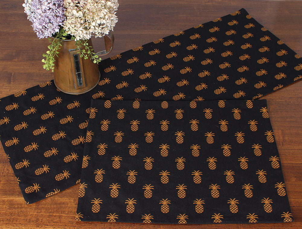 Pineapple Town Black Placemat - Interiors by Elizabeth