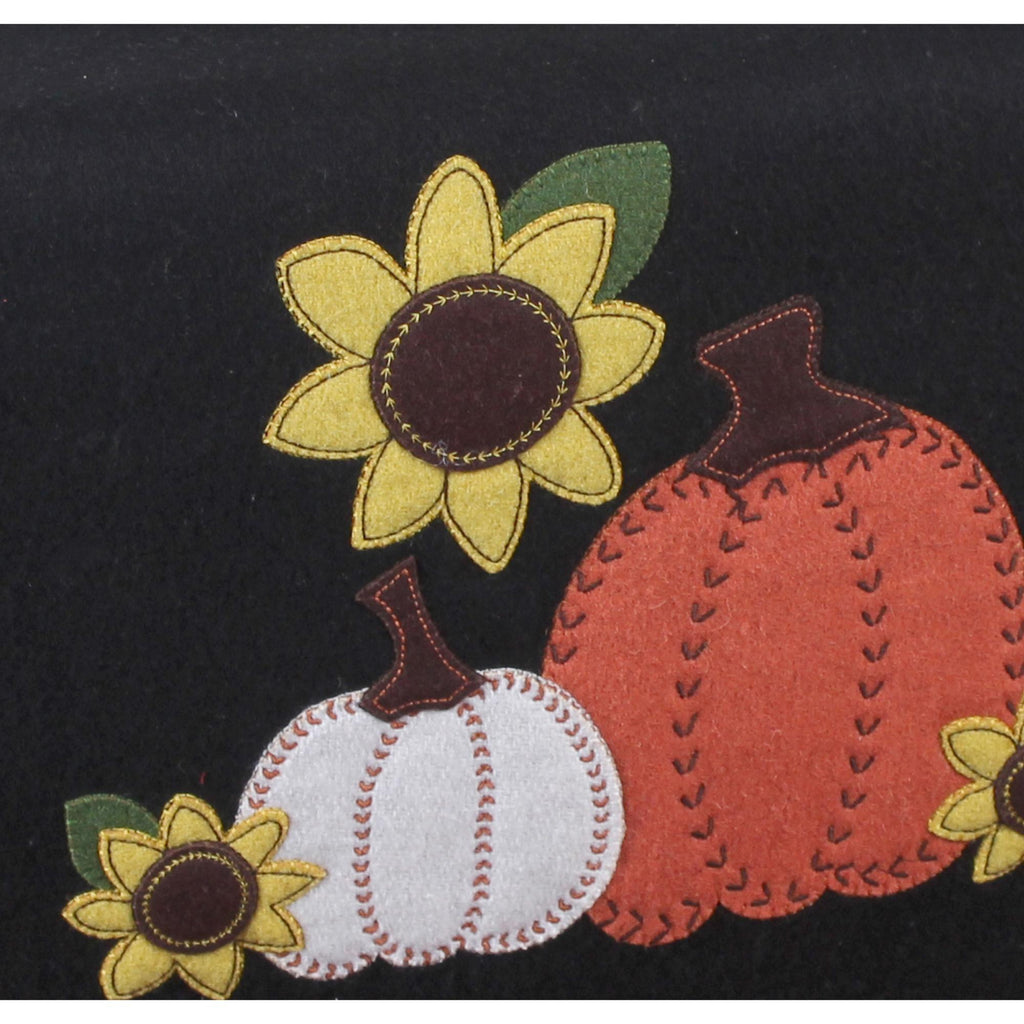 F Autumn Nights Table Runner TR346011