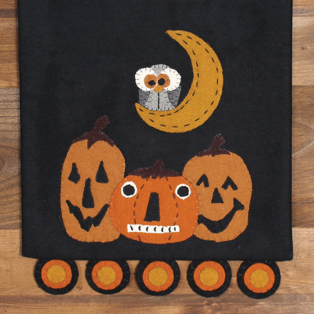 The Owl Knows Table Runner - Interiors by Elizabeth
