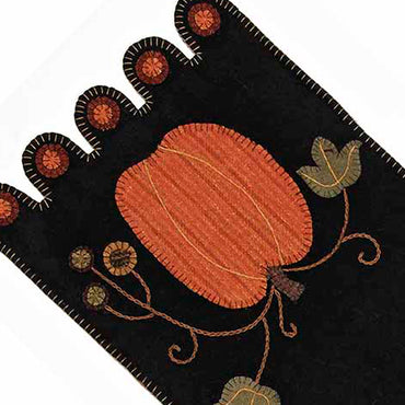 Pumpkin Table Runner TRAR00J3