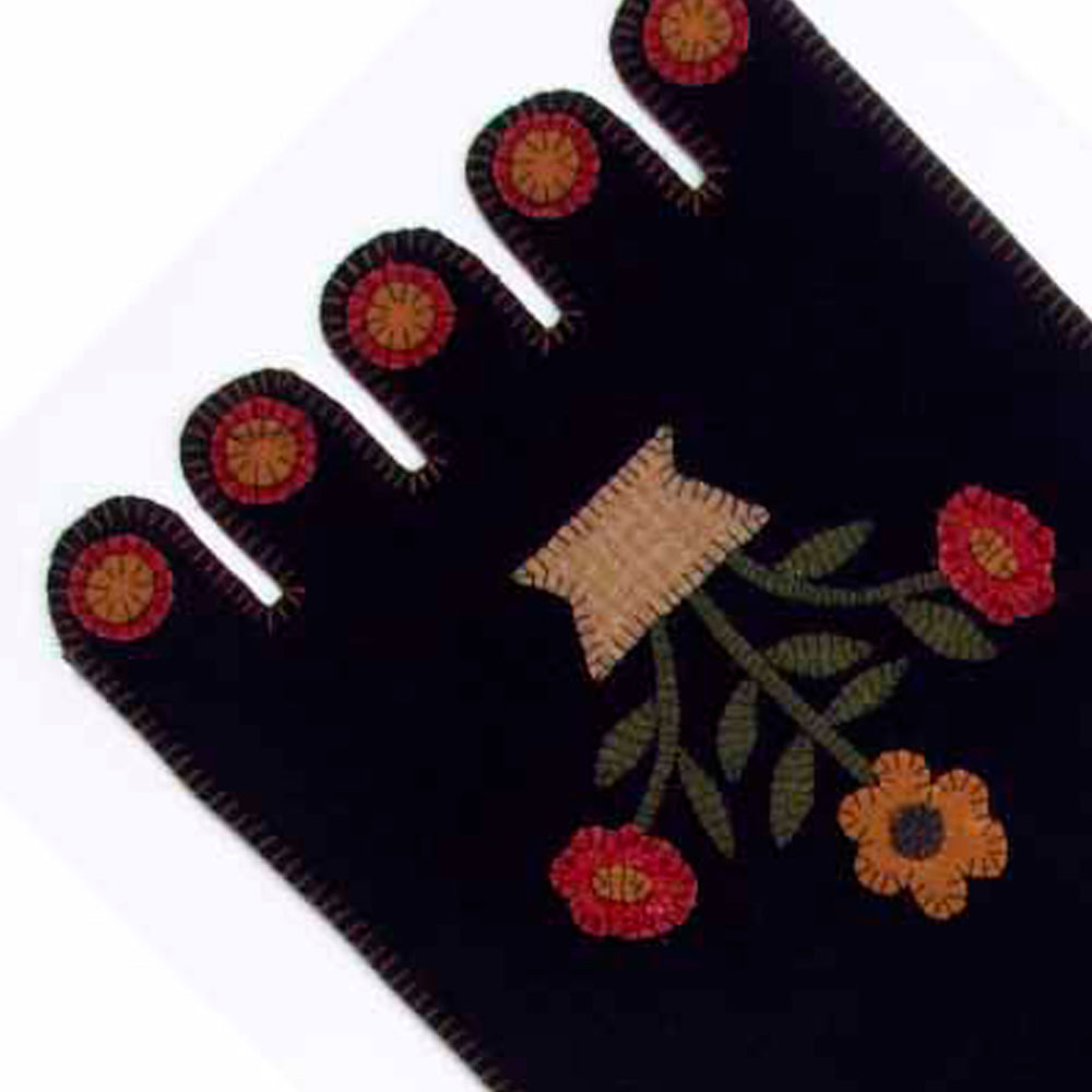 Black Mustard Blooms Table Runner TRAR0101